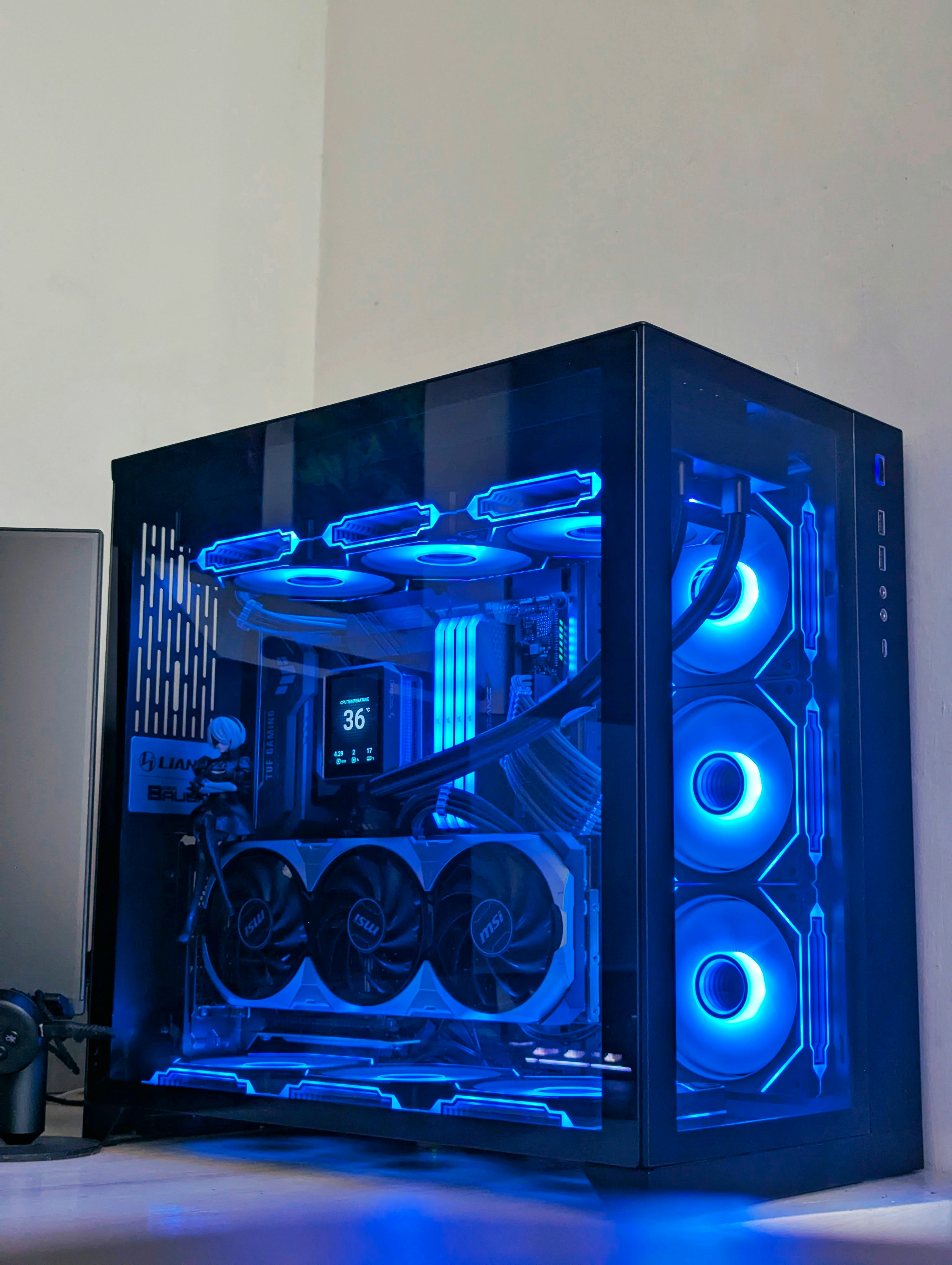 PC Gaming bleu RGB hautes performances